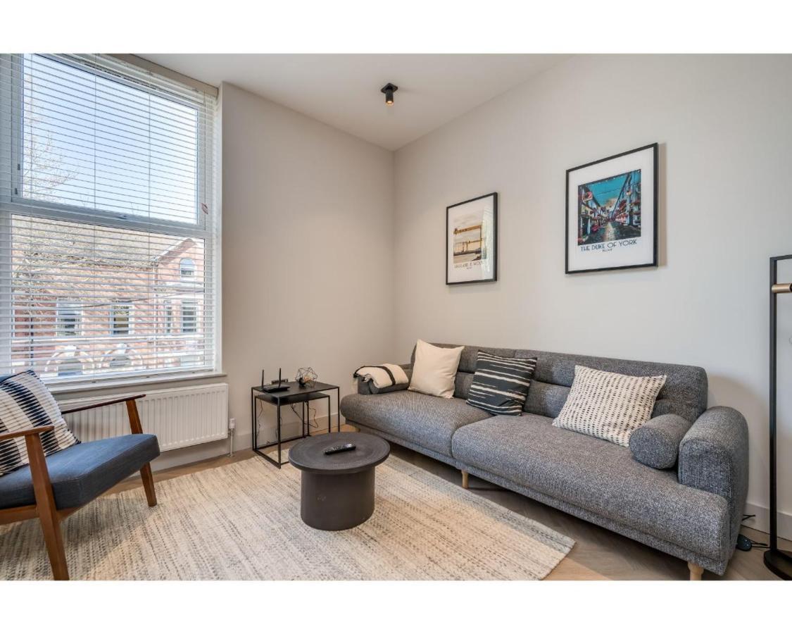 Central Belfast Apartments: University Street Exterior foto