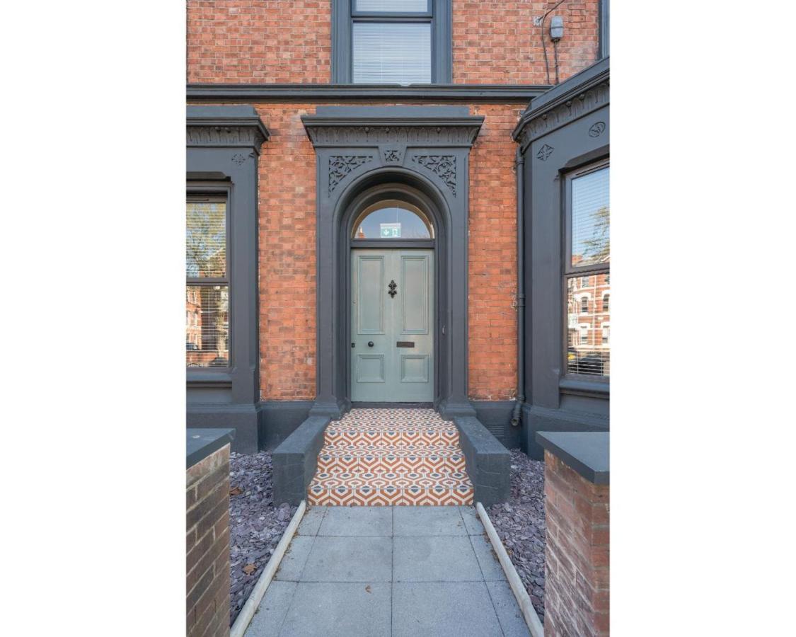 Central Belfast Apartments: University Street Exterior foto